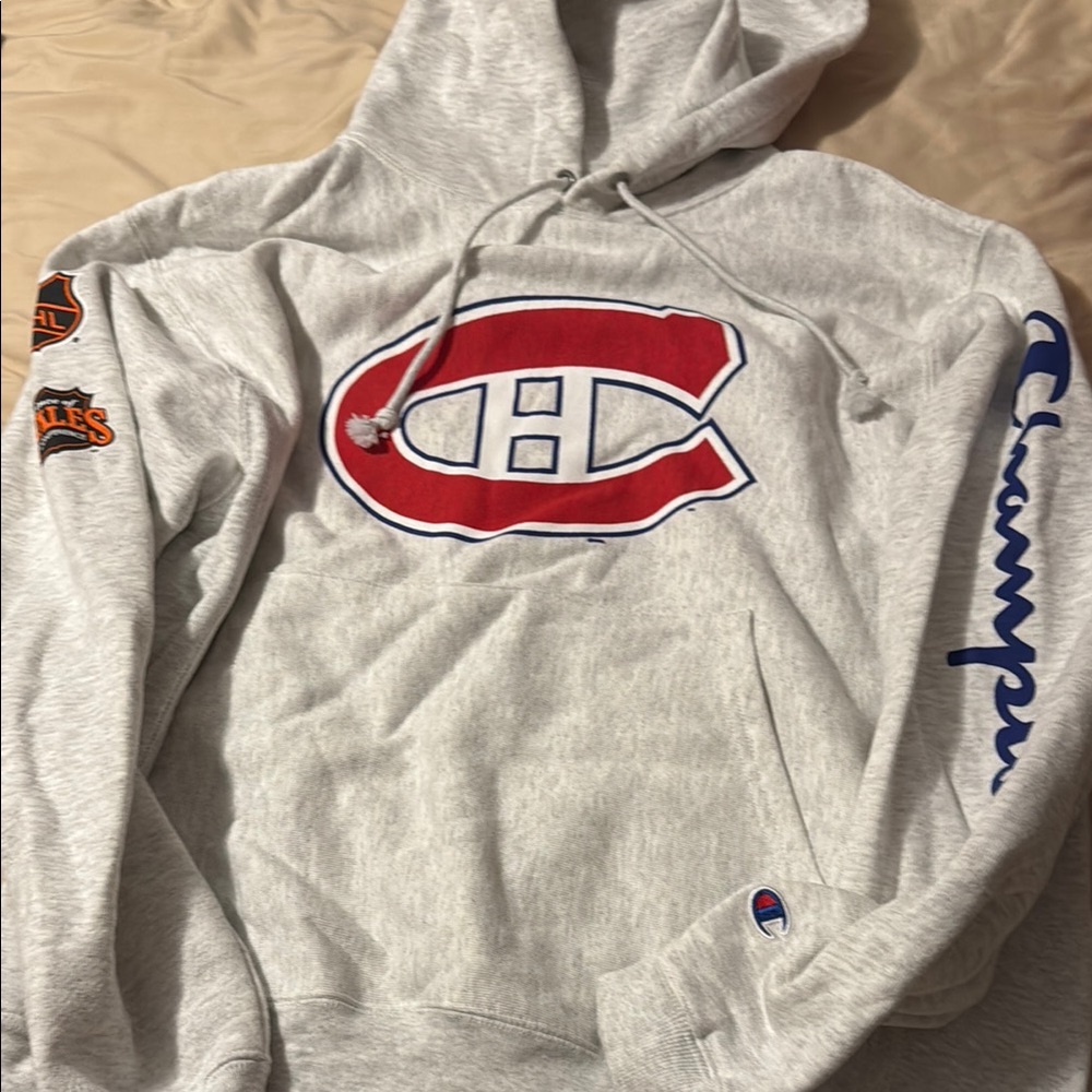 Champion Light Gray Hoodie Montreal
